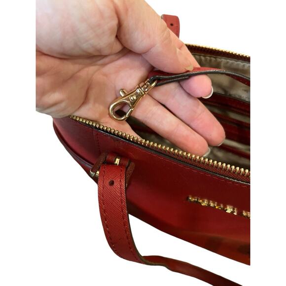 Women's Michael Kors Red Jet Set Travel Large Top Zip Tote Bag - Picture 8 of 14